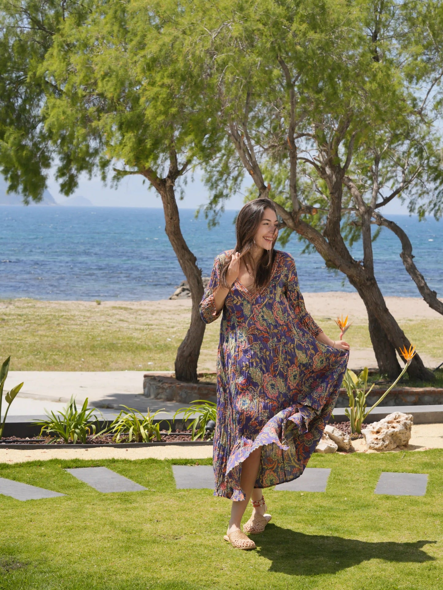 MEVLANA KOLLU ELBİSE D25-86F