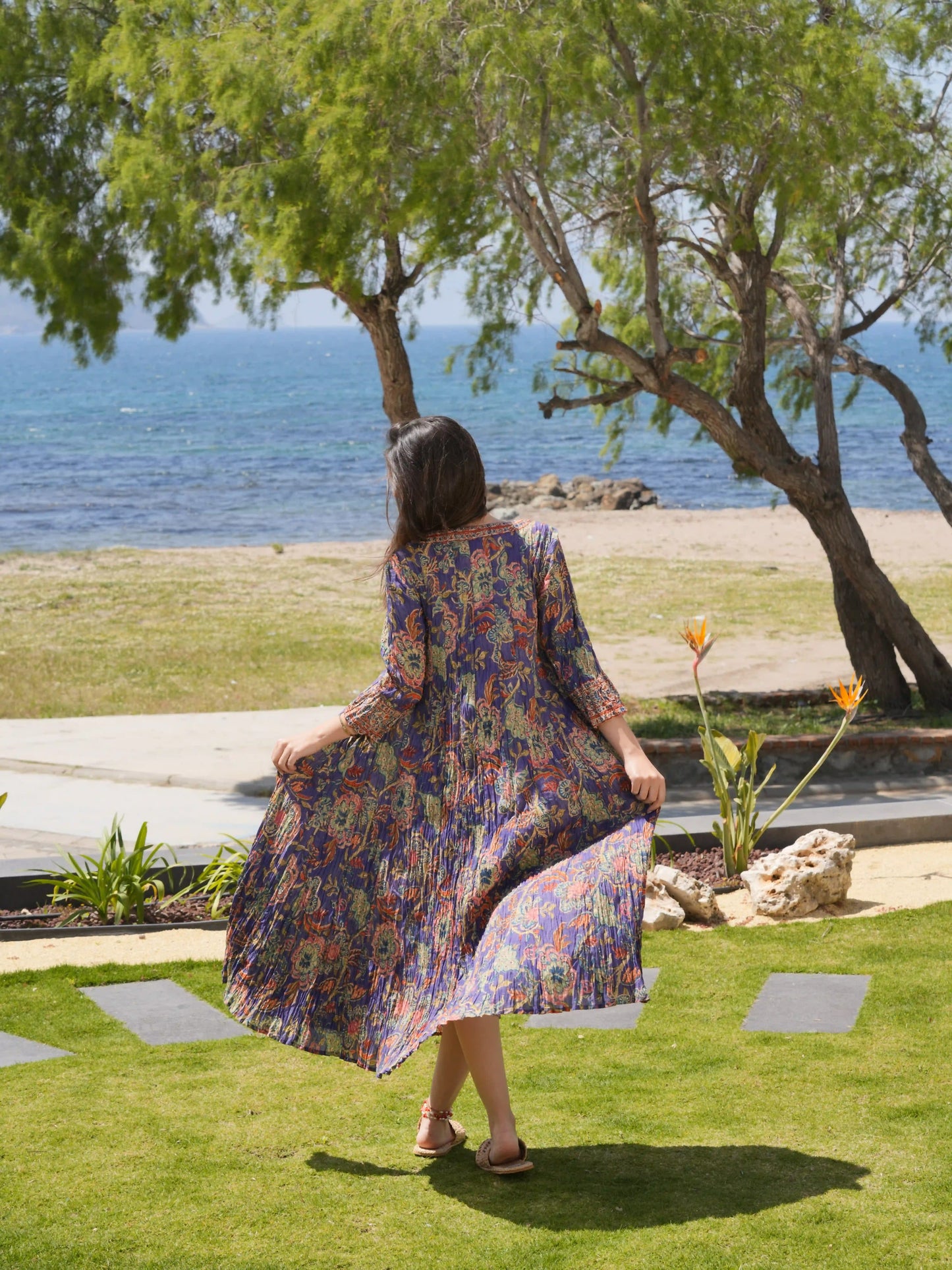 MEVLANA KOLLU ELBİSE D25-86F