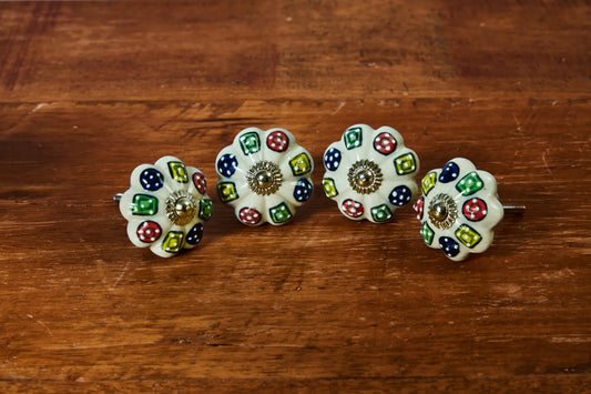 4'LÜ RENKLİ 5X5 EL BOYAMA KNB-09