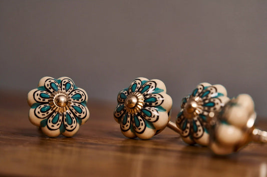 4'LÜ DESENLİ MAVİLİ EL BOYAMA KNB-30