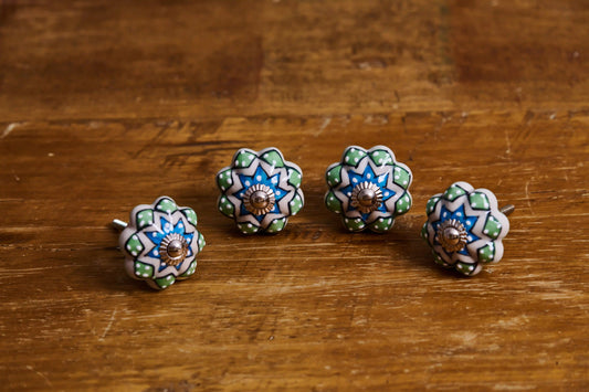 4'LÜ DESENLİ YEŞİL 5X5 CM EL BOYAMA KNB-38