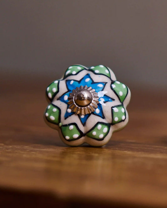 4'LÜ DESENLİ YEŞİL 5X5 CM EL BOYAMA KNB-38