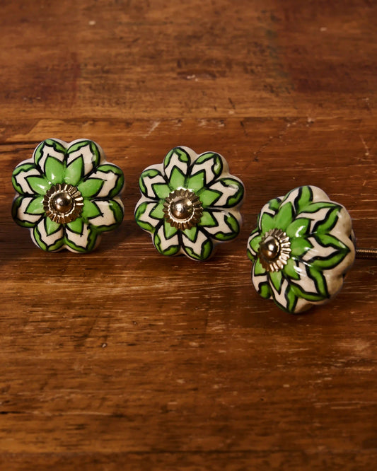 4'LÜ DESENLİ YEŞİL 5X5 CM EL YAPIMI KNB-43