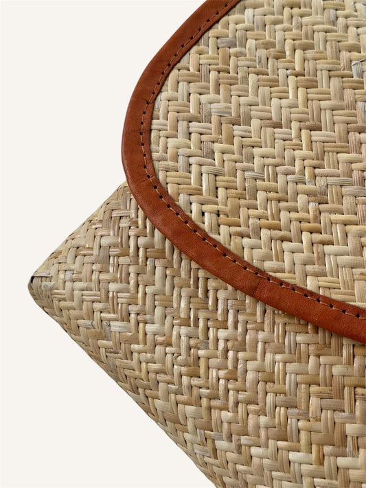 RATTAN CLUTCH RT25-01