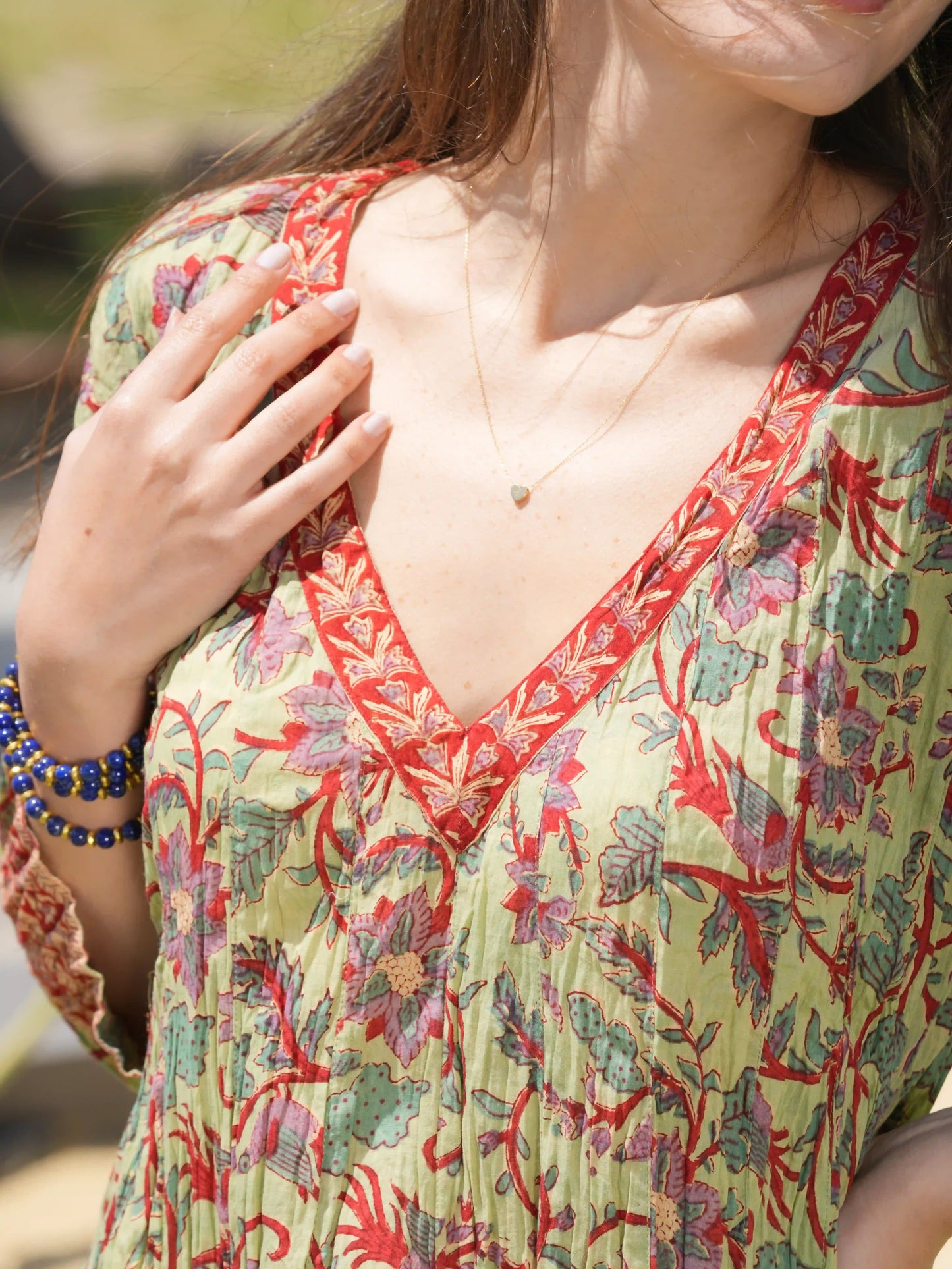 MEVLANA KOLLU ELBİSE D25-86I