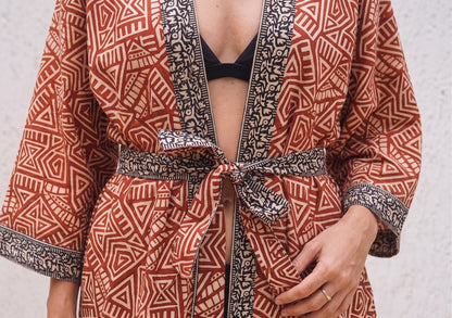 PRIYA KIMONO  GEC003/B