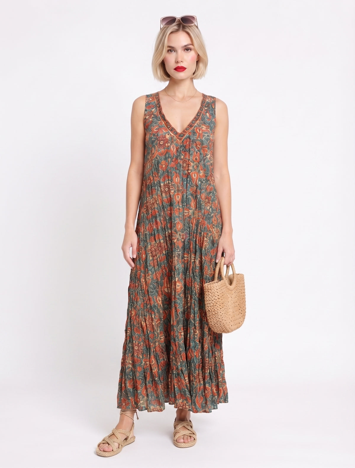 MEVLANA KOLSUZ ELBİSE IP26-30E