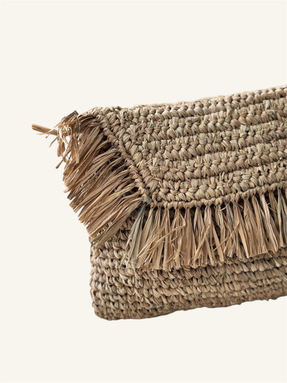 NATURAL RAFYA CLUTCH IP25-603