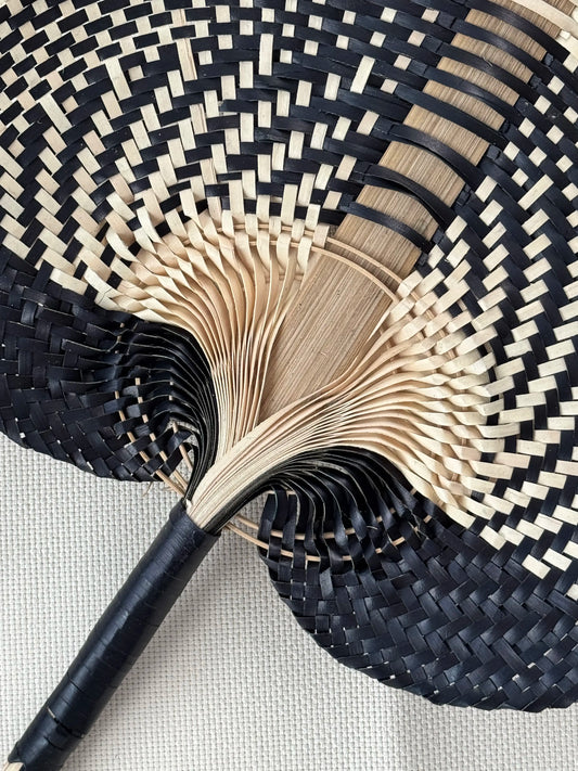 STRAW FAN 1