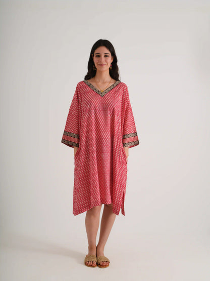 STANDART PEMBE ELBİSE JAY25-30B